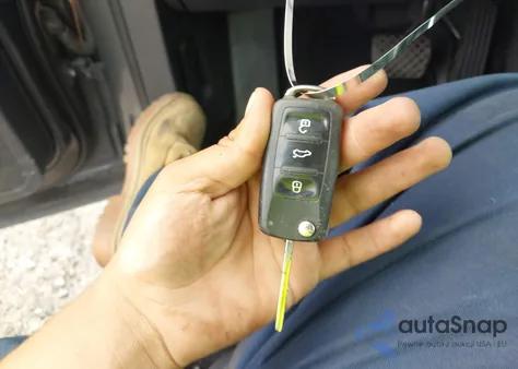 2015 Volkswagen Tiguan Se из США, поврежденный, VIN WVGAV7AX1FW572027